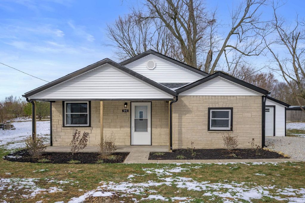 1910 E Delta Drive, Muncie, IN 47303
