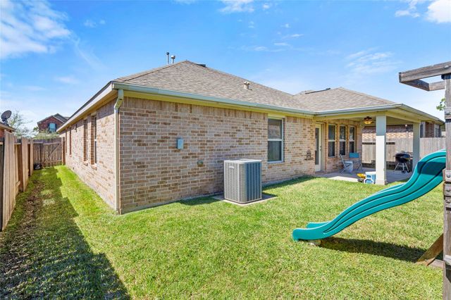 6803 Peach Mill Lane, Dickinson, TX 77539