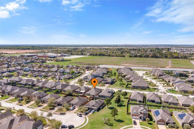 6803 Peach Mill Lane, Dickinson, TX 77539