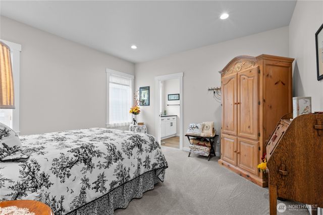 2068 Bowfin Way, Lynden, WA 98264