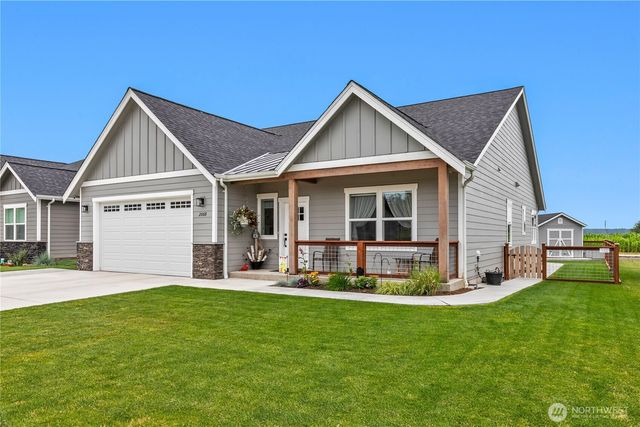 2068 Bowfin Way, Lynden, WA 98264