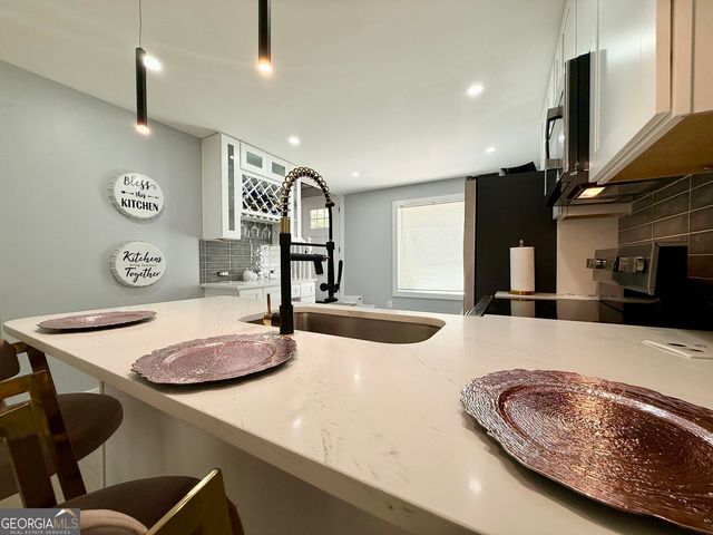 4232 Marjorie Road SW, Snellville, GA 30039