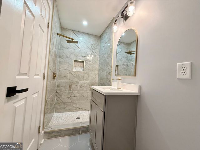 4232 Marjorie Road SW, Snellville, GA 30039