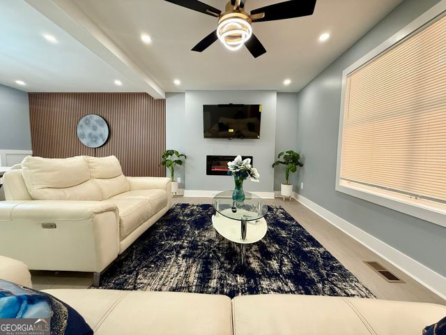 4232 Marjorie Road SW, Snellville, GA 30039