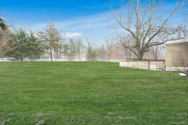 1447 N Ocean Avenue, Medford, NY 11763