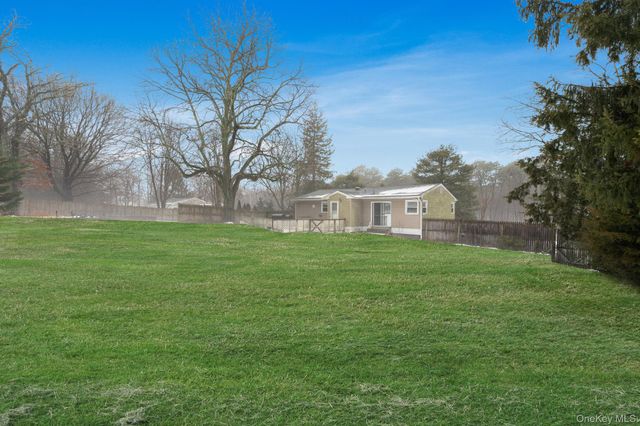 1447 N Ocean Avenue, Medford, NY 11763