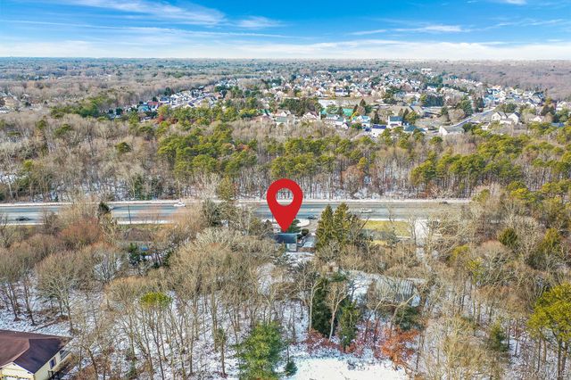 1447 N Ocean Avenue, Medford, NY 11763