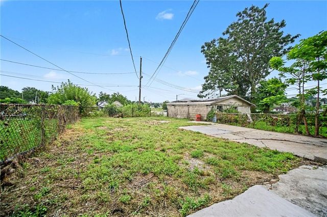 1911 N Allis Street, Kansas City, KS 66101