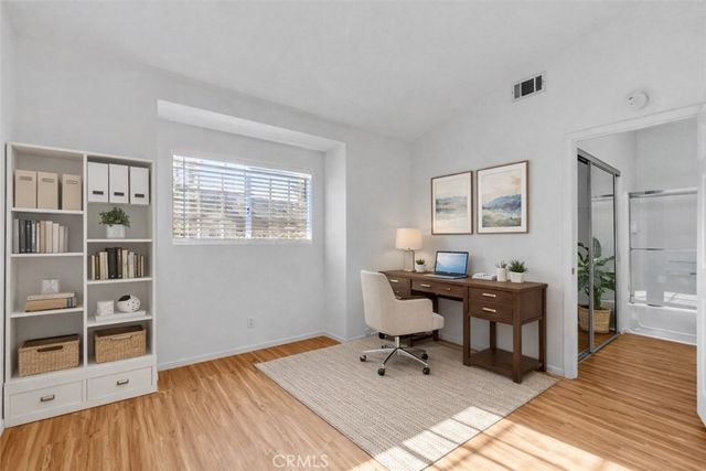 1091 Amberton Lane, Newbury Park, CA 91320