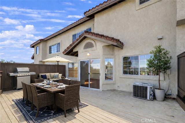 1091 Amberton Lane, Newbury Park, CA 91320