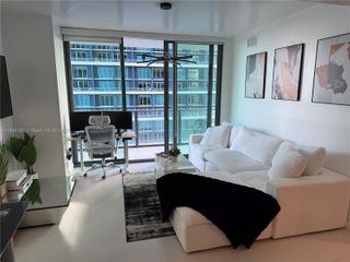1300 S Miami Ave 3107, Miami, FL 33130
