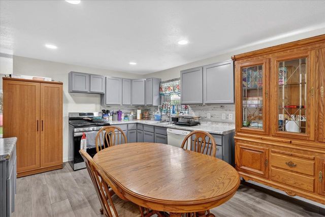 236 Chestnut Avenue, Beloit, WI 53511