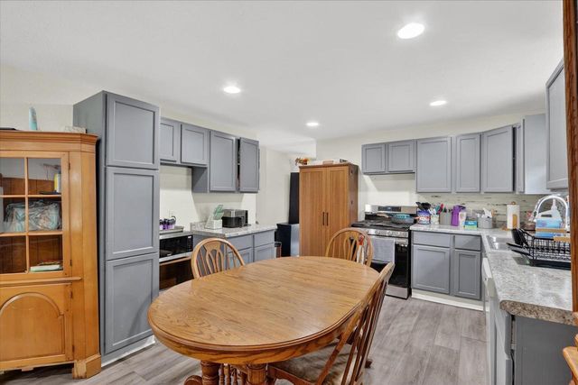 236 Chestnut Avenue, Beloit, WI 53511