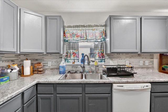 236 Chestnut Avenue, Beloit, WI 53511