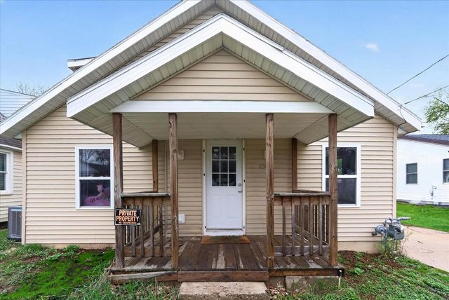 236 Chestnut Avenue, Beloit, WI 53511