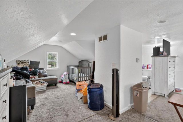 236 Chestnut Avenue, Beloit, WI 53511