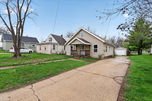 236 Chestnut Avenue, Beloit, WI 53511