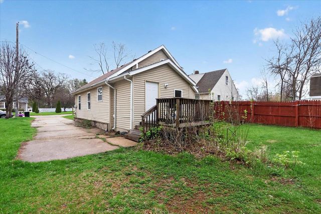 236 Chestnut Avenue, Beloit, WI 53511