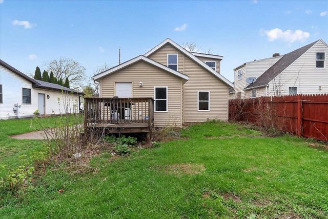 236 Chestnut Avenue, Beloit, WI 53511