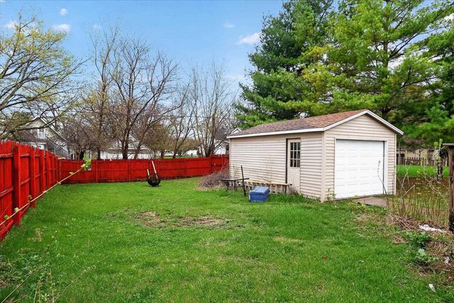 236 Chestnut Avenue, Beloit, WI 53511