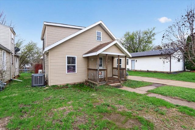 236 Chestnut Avenue, Beloit, WI 53511