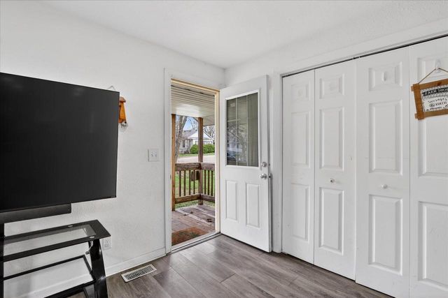 236 Chestnut Avenue, Beloit, WI 53511