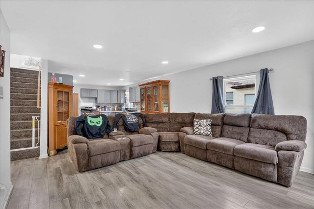 236 Chestnut Avenue, Beloit, WI 53511