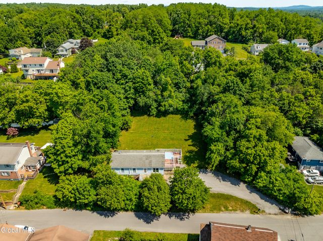 52 Warsaw Avenue, Mechanicville, NY 12118