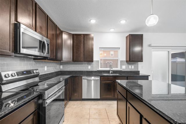 2151 NW 248TH WAY, Newberry, FL 32669