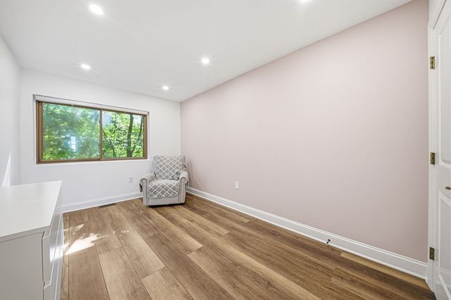153 Greenbrook Dr 153, Stoughton, MA 02072