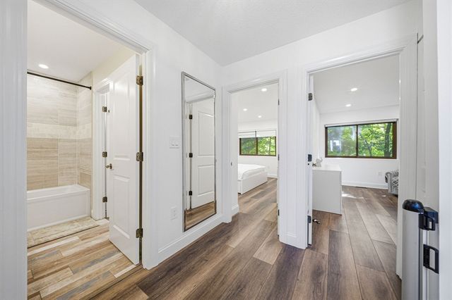 153 Greenbrook Dr 153, Stoughton, MA 02072