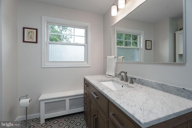 716 VALLEY FORGE AVE, Lawrence Township, NJ 08648