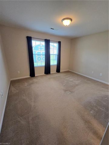 7312 Scenic Village Lane, Whitsett, NC 27377