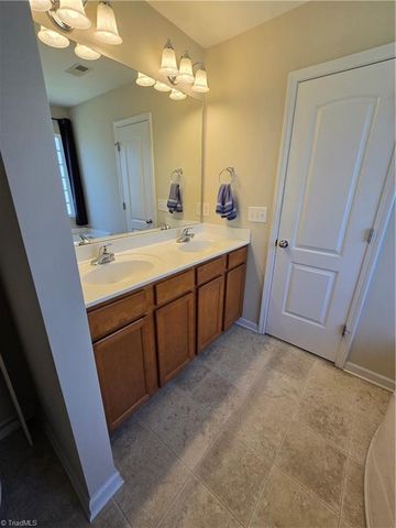 7312 Scenic Village Lane, Whitsett, NC 27377