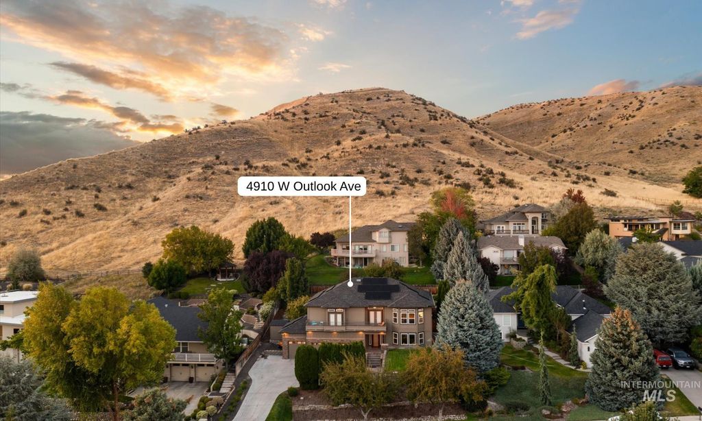 4910 W Outlook Ave, Boise, ID 83703 photo 4
