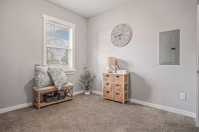 1056 Brookwood Drive, Quincy, MI 49082