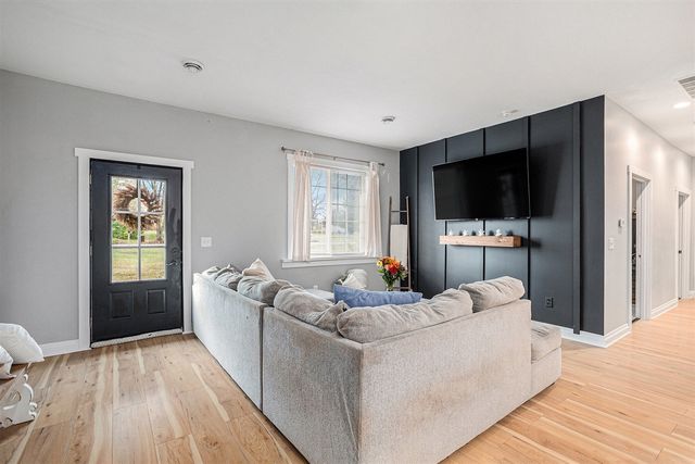 1056 Brookwood Drive, Quincy, MI 49082