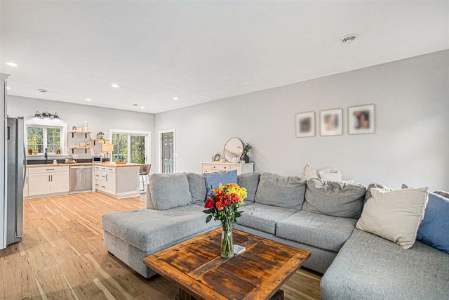 1056 Brookwood Drive, Quincy, MI 49082