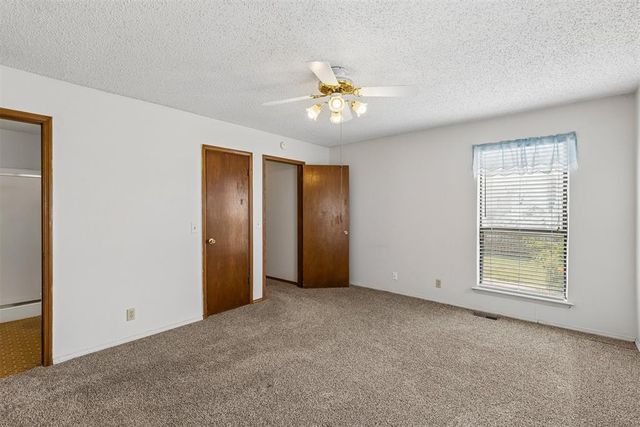 829 Lapwing Road, Edmond, OK 73003