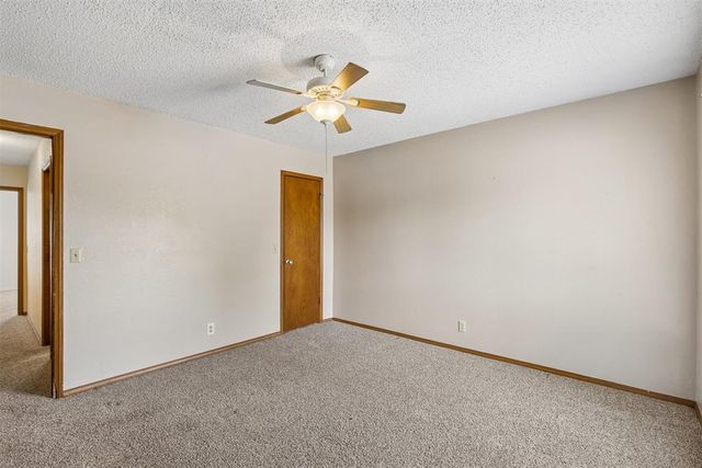 829 Lapwing Road, Edmond, OK 73003