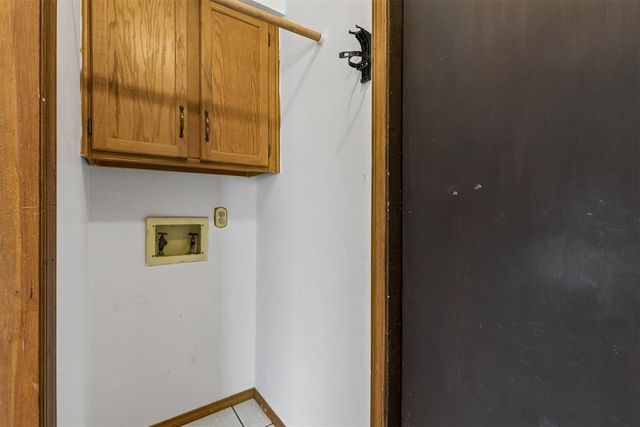 829 Lapwing Road, Edmond, OK 73003