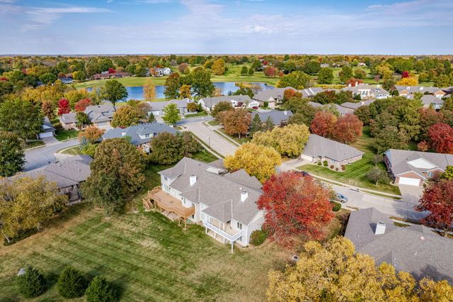 1308 VINTAGE DR, Columbia, MO 65203