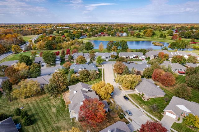 1308 VINTAGE DR, Columbia, MO 65203