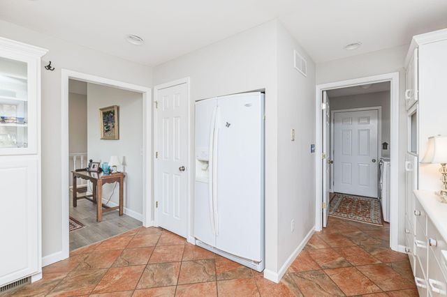 1308 VINTAGE DR, Columbia, MO 65203