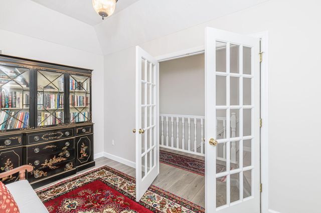 1308 VINTAGE DR, Columbia, MO 65203