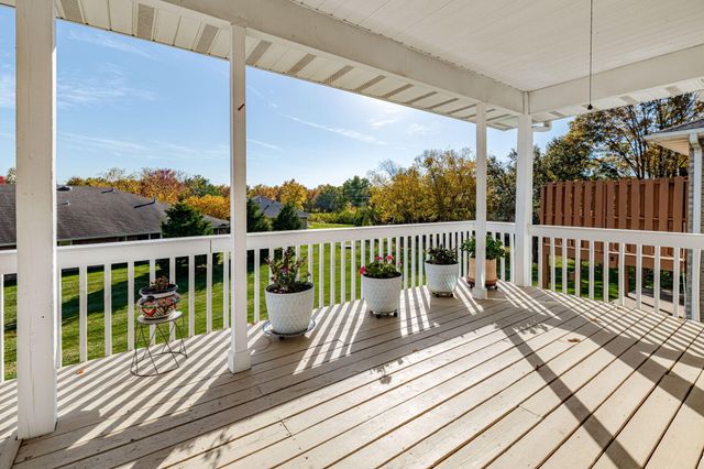 1308 VINTAGE DR, Columbia, MO 65203
