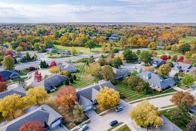 1308 VINTAGE DR, Columbia, MO 65203