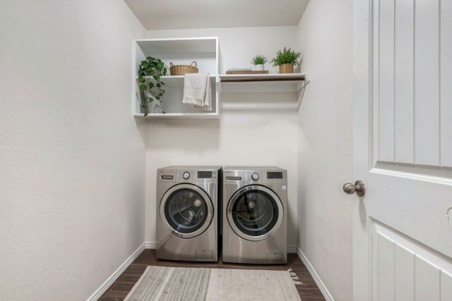 2070 Alamandine Avenue, Cross Roads, TX 76227