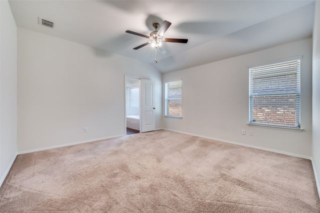 2070 Alamandine Avenue, Cross Roads, TX 76227