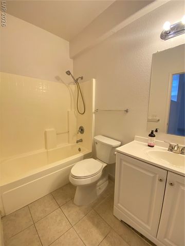 9880 Risto Court, Las Vegas, NV 89148